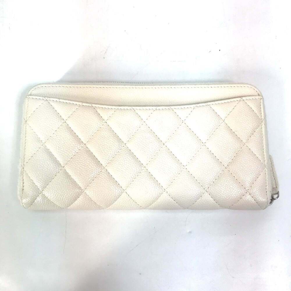 CHANEL Authentic White Caviar Leather Logo Wallet - Picture 2 of 16